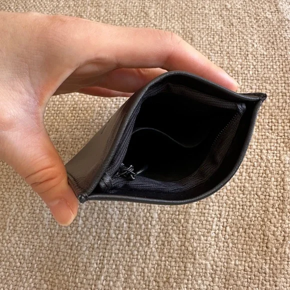 100% Authentic NWT CHANEL Lambskin Large Travel Jewelry Pocket Square Pouch - Picture 5 of 6